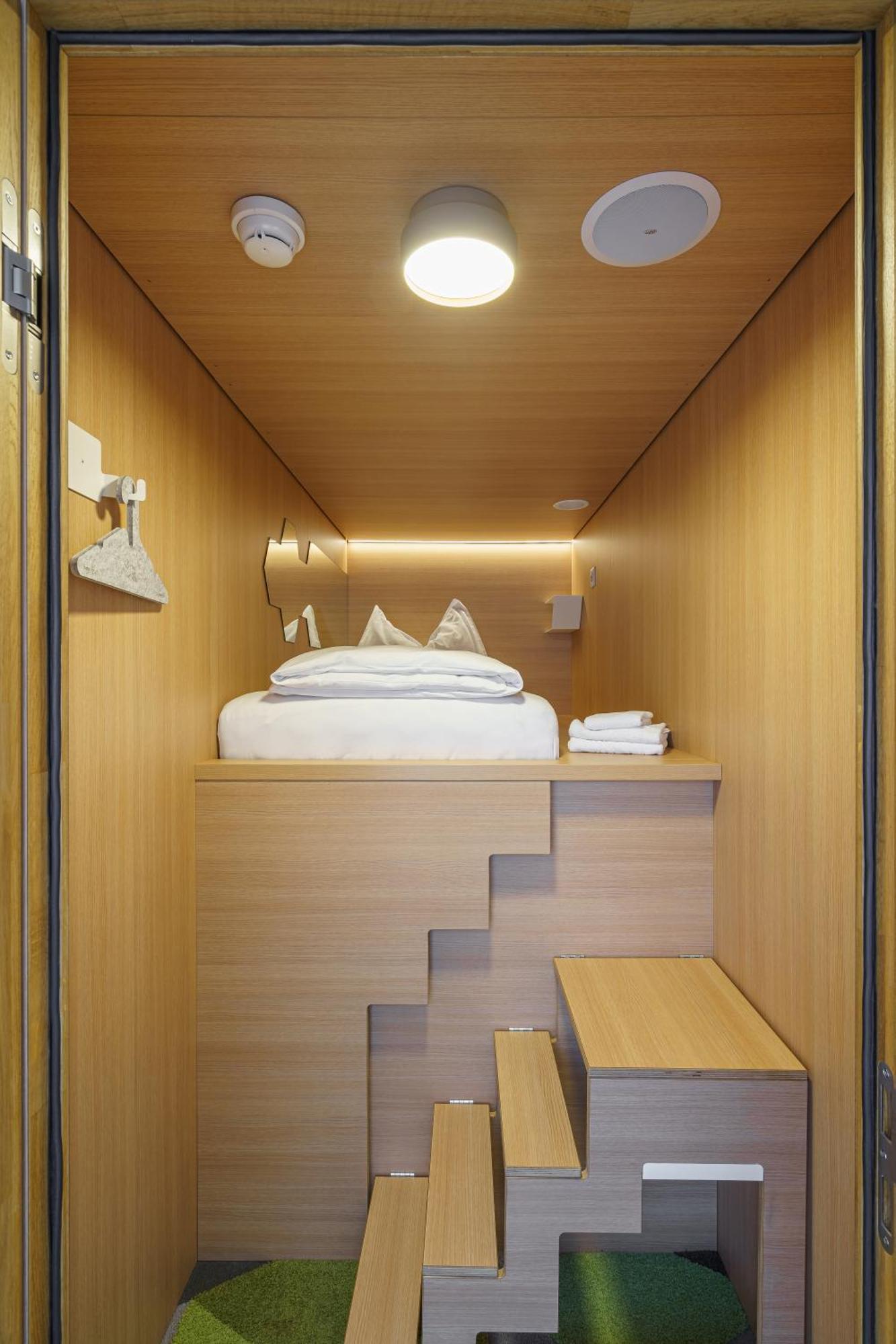 Hotel The Lab Capsule Thun Exterior foto